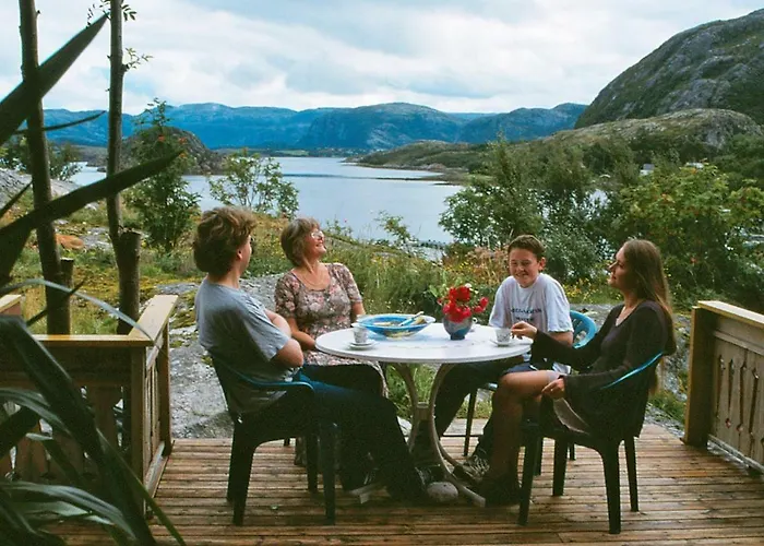 15 Person In Flatanger-by Traum *